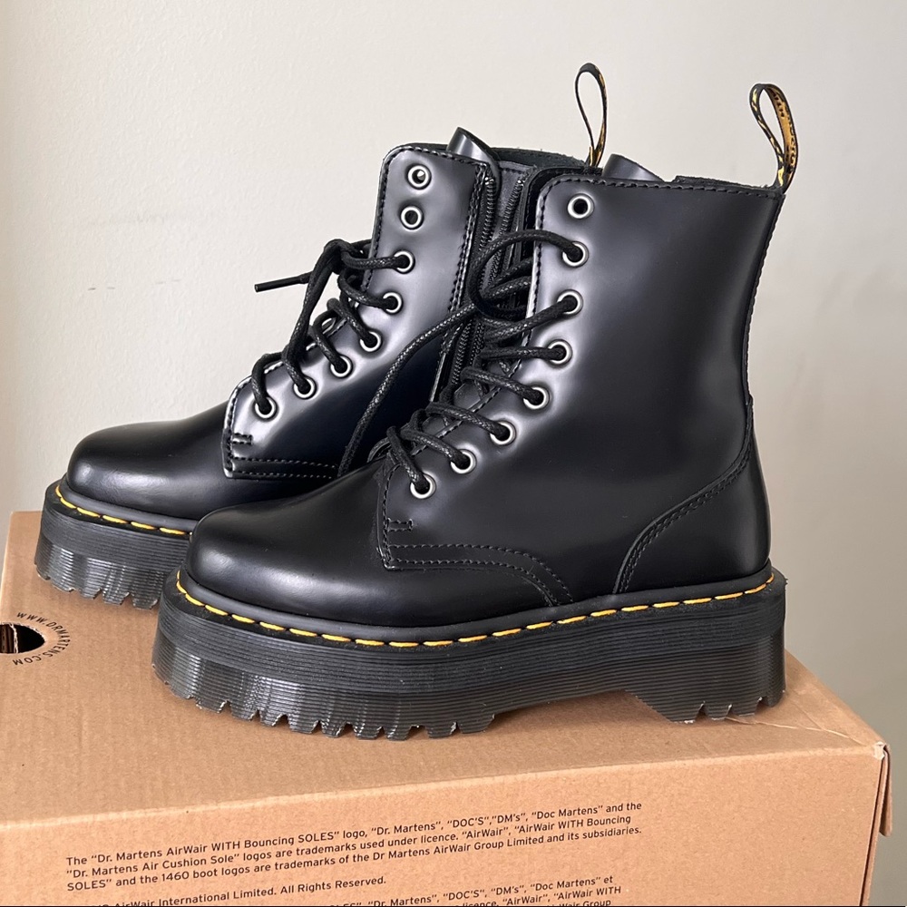 NEW! Jadon Black Dr. Martens boots